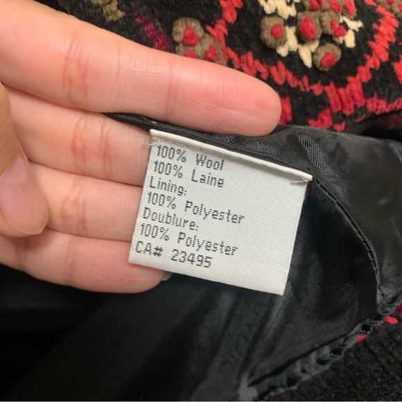 Icelandic Design Red Wool Lined Nordic Holiday Clasps Front Cardigan Size Small - Picture 5 of 13